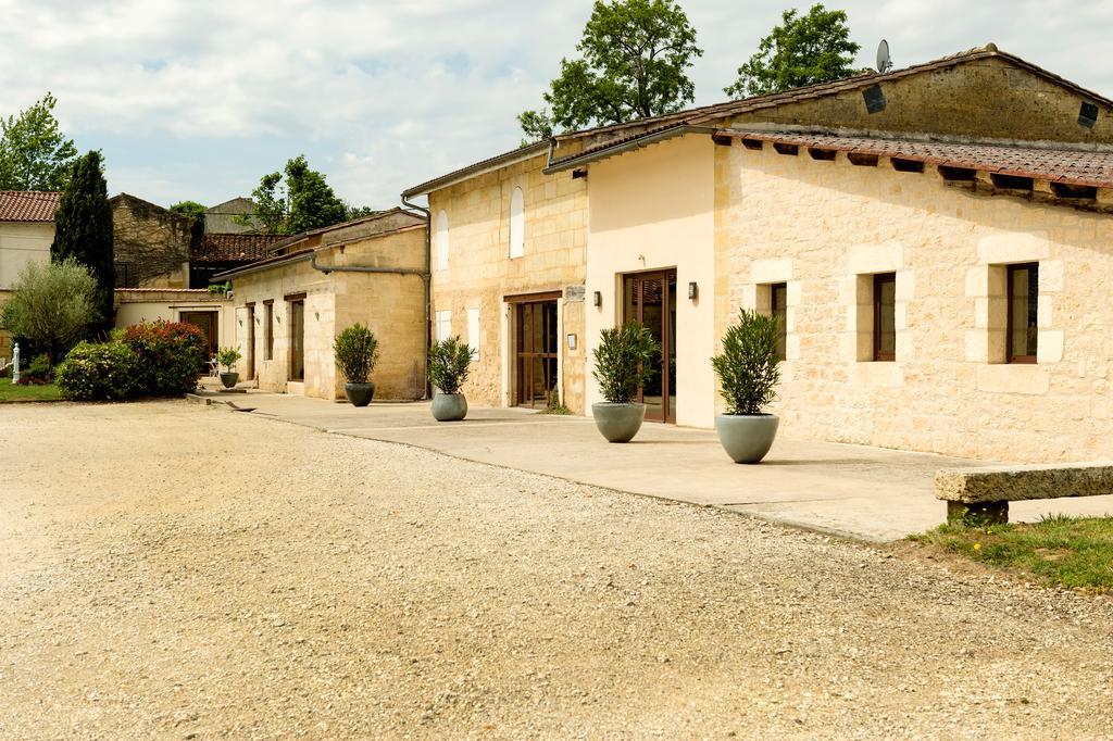 Moulon-sur-Dordogne Chateau La Mothe Du Barry المظهر الخارجي الصورة